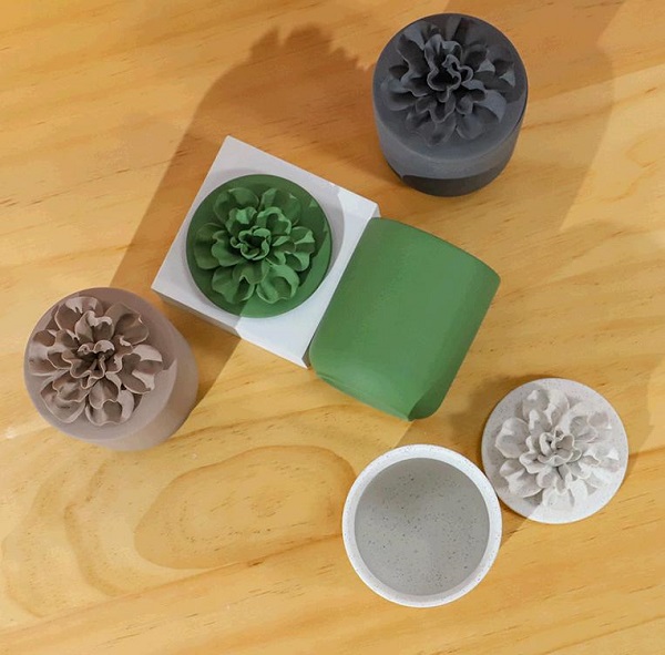 Dincolo de iluminare, ce altceva poate face un sfeșnic? 