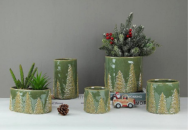 Titlul știrilor: Doriți să faceți decorațiunile de Crăciun să aibă o atmosferă blândă? Va fi această vază din ceramică de pin în relief?