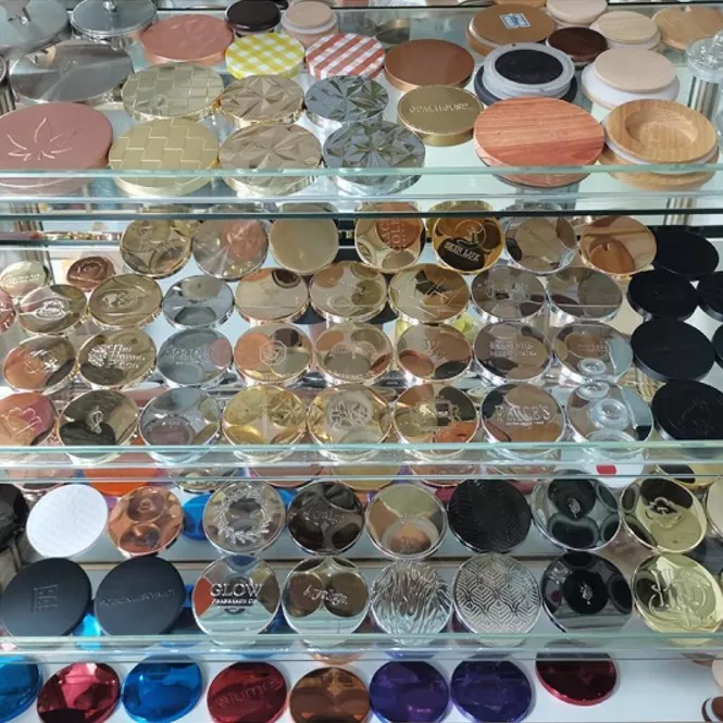 Capac personalizat pentru borcan de lumânări